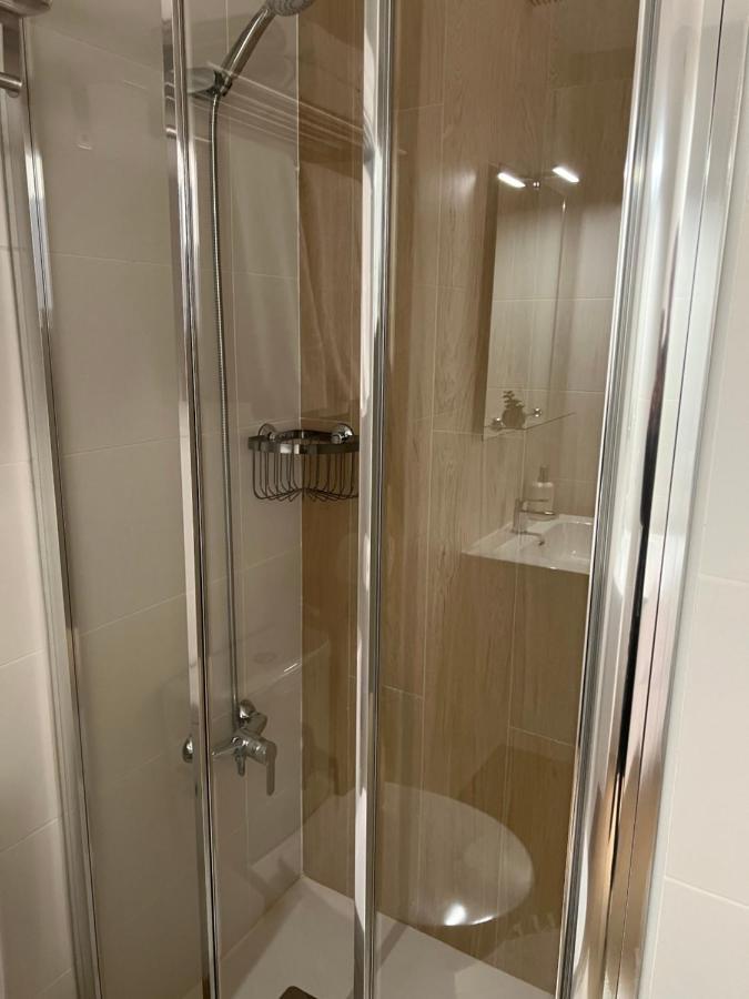 엠푸리아브라바 Apartamento Para 4 Personas A 200 M De La Playa. 아파트 외부 사진